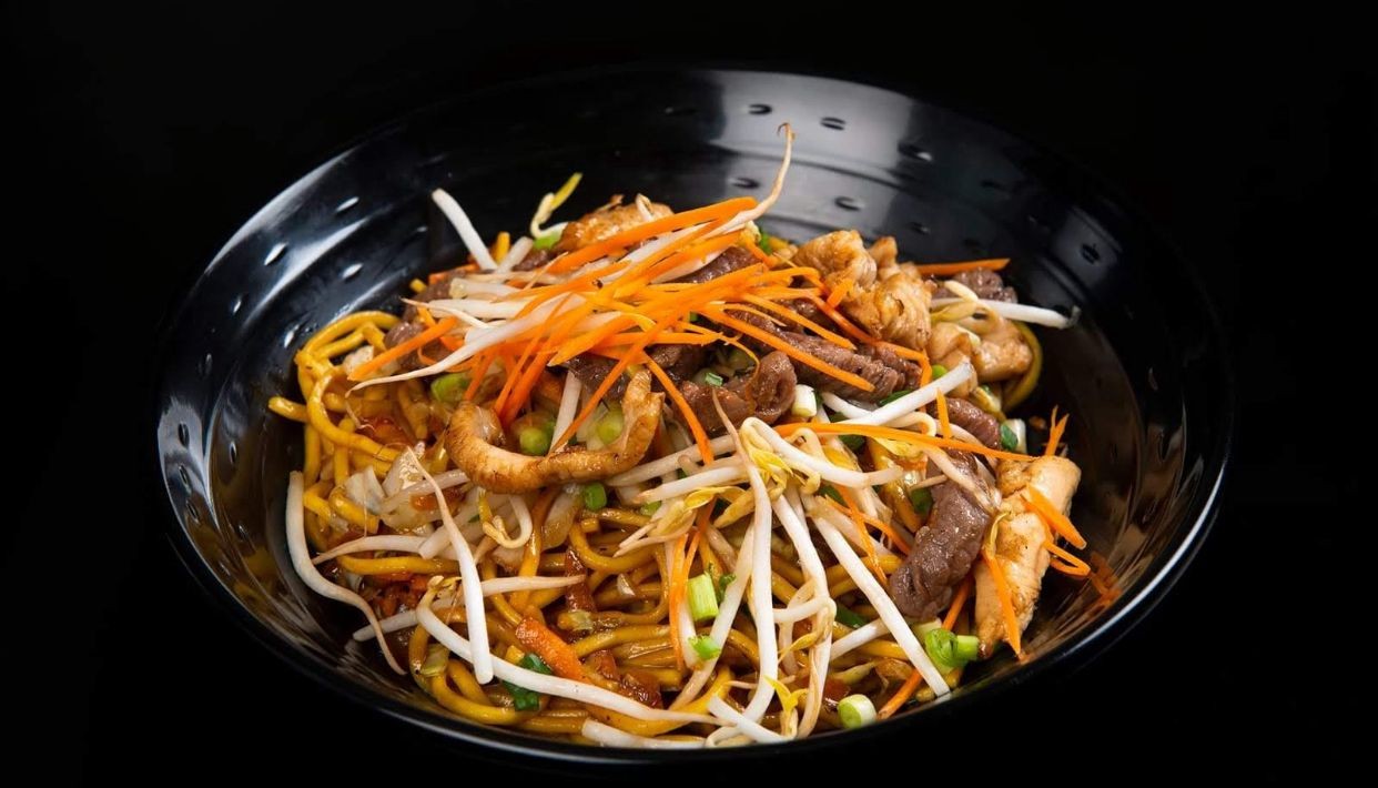 NINE מנות WOK - מוקפץ מיקס